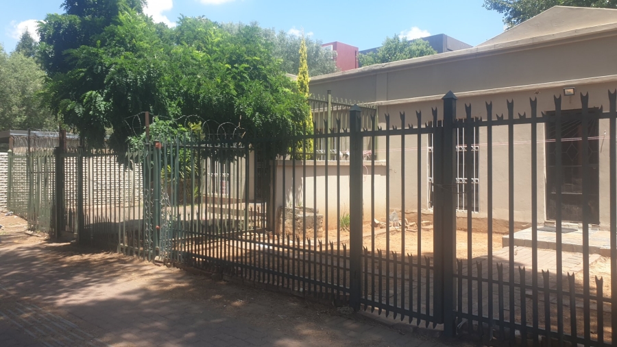 1 Bedroom Property for Sale in Willows Free State